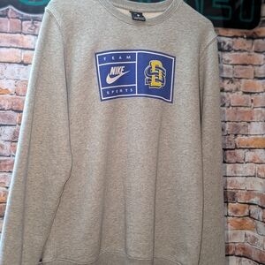 Nike SDSU Crwneck Sweatshirt,  EUC,  Asking Price 27$.